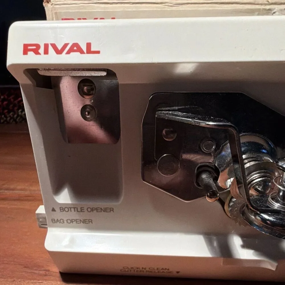 Rival 7500 Under-Cabinet Can Opener Fully Automatic Electric White